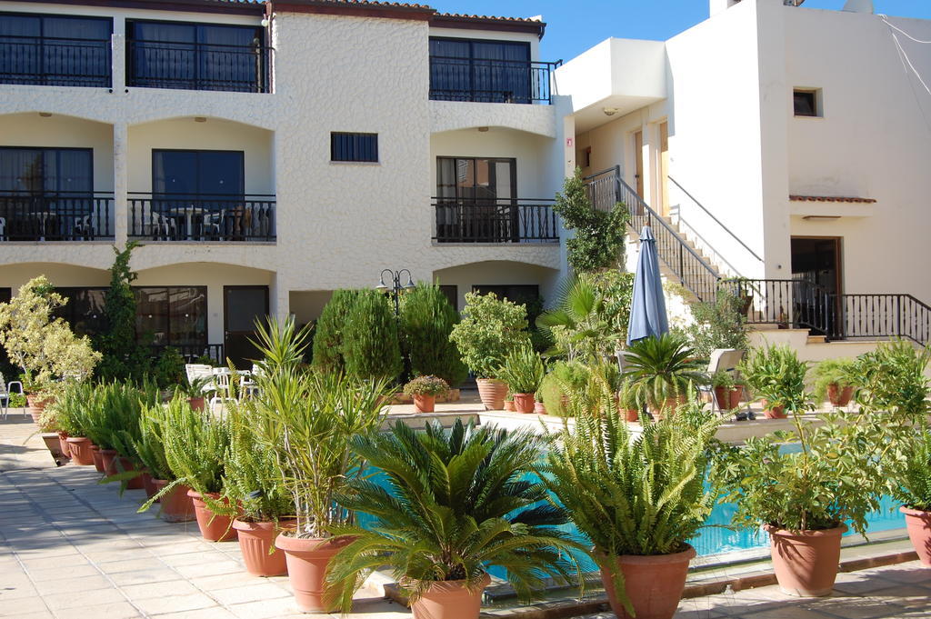 Nicos & Olympia Apartments Polis Екстер'єр фото