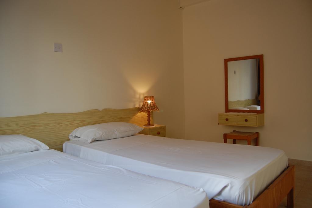 Nicos & Olympia Apartments Polis Екстер'єр фото