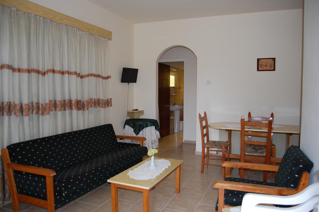 Nicos & Olympia Apartments Polis Екстер'єр фото