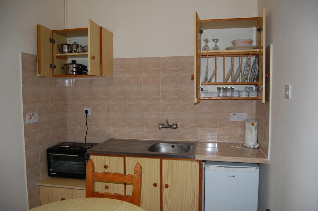 Nicos & Olympia Apartments Polis Екстер'єр фото